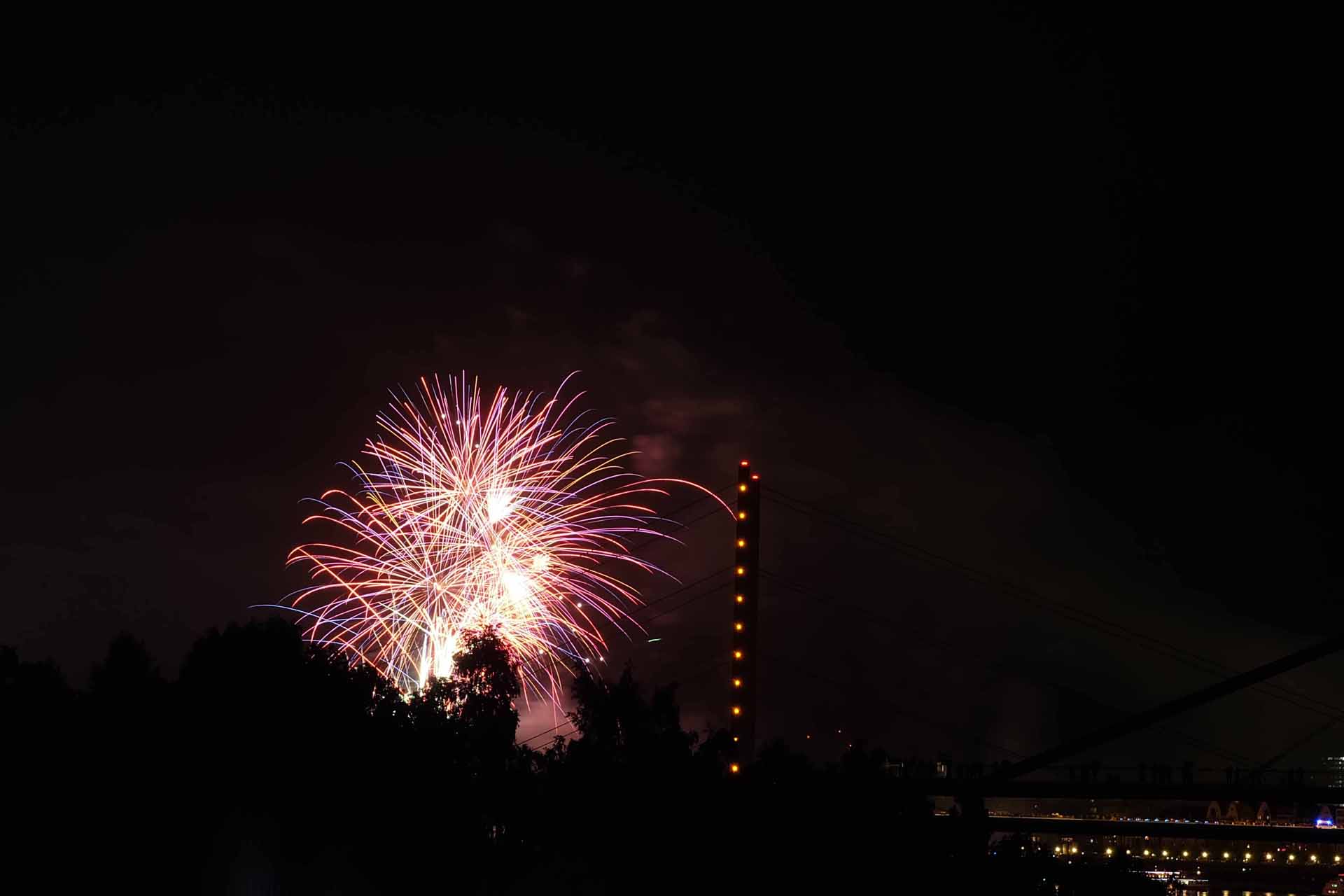 Feuerwerk Rheinkirmes 24