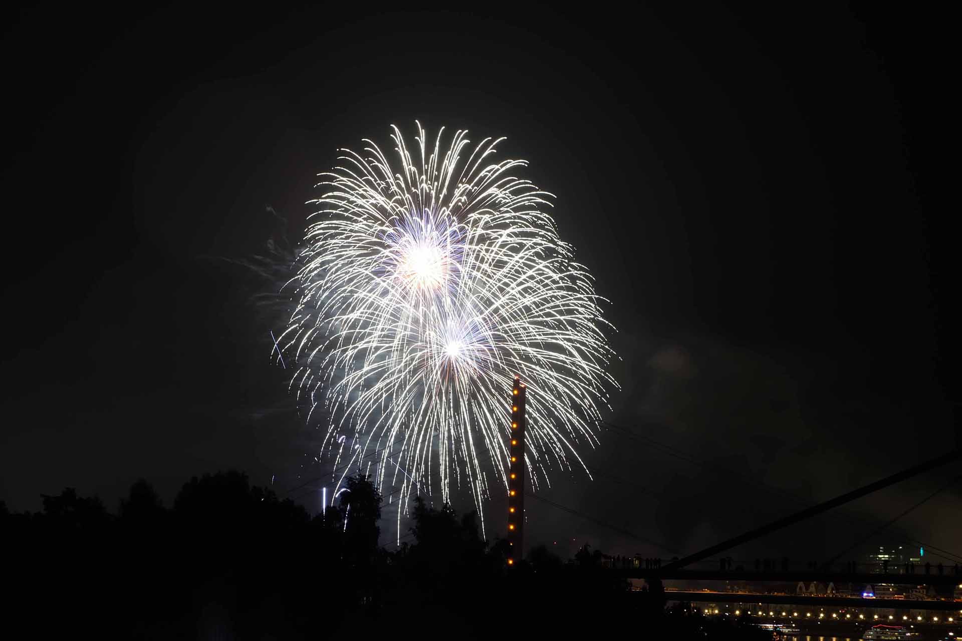Feuerwerk Rheinkirmes 27
