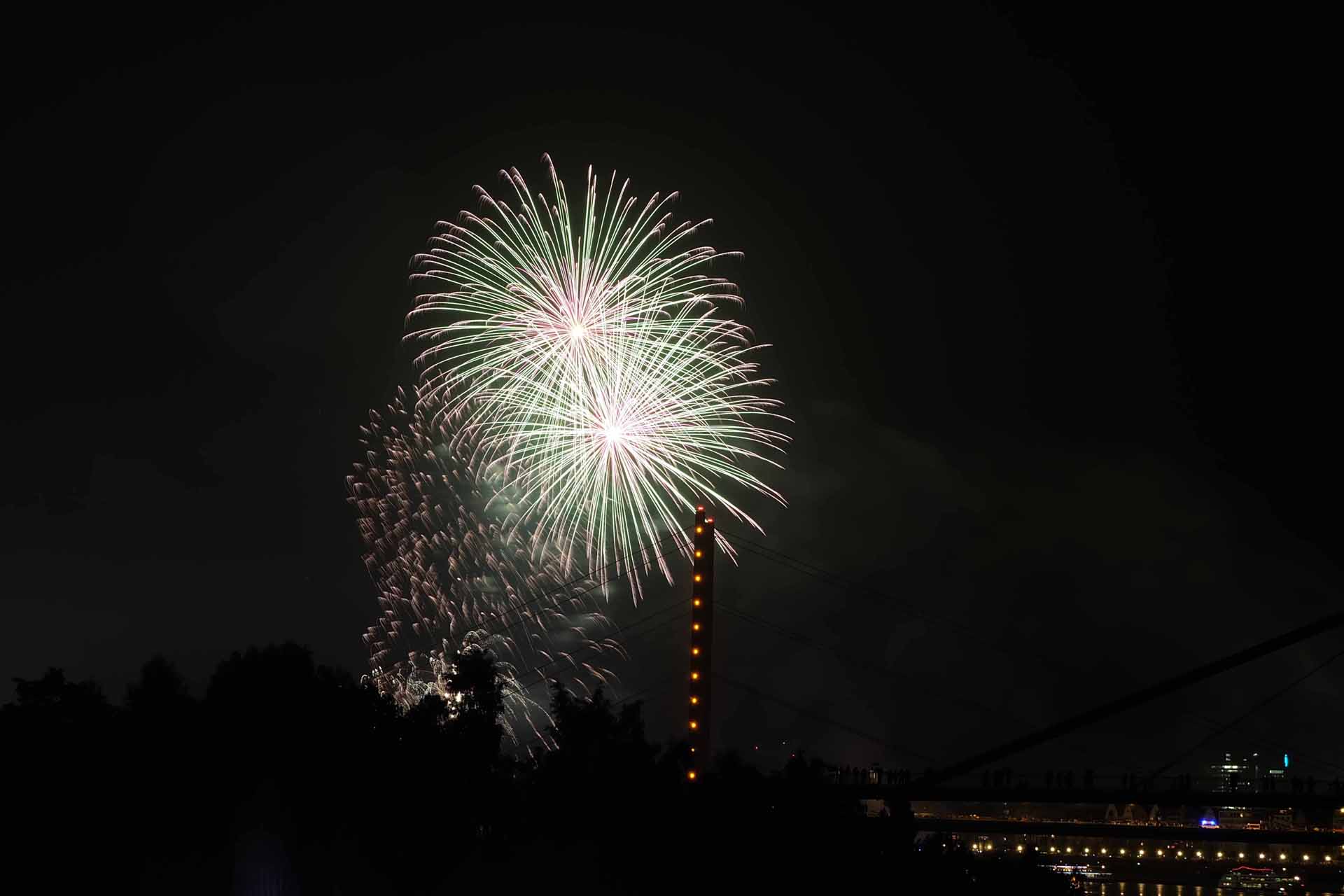 Feuerwerk Rheinkirmes 28