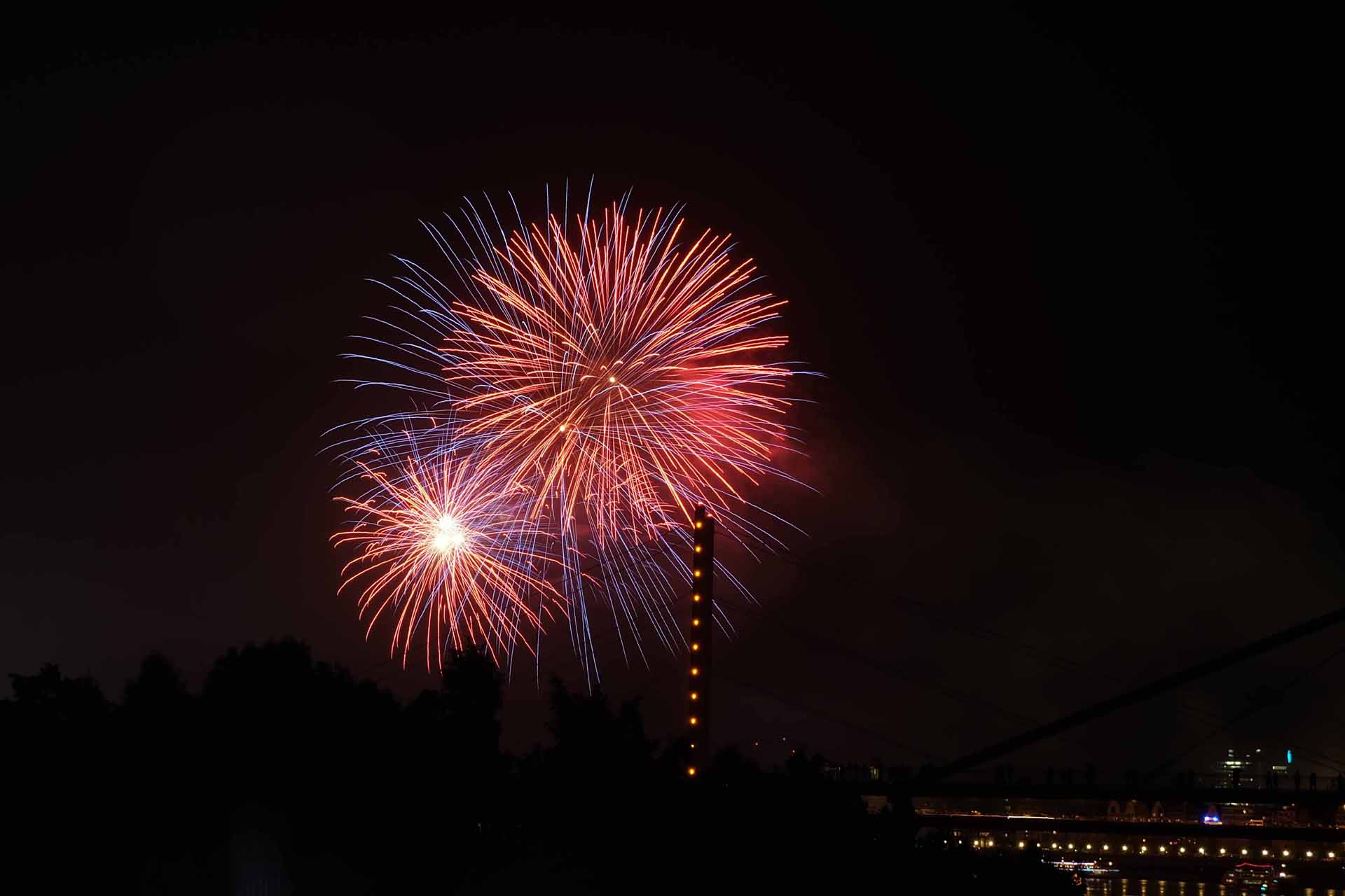Feuerwerk Rheinkirmes 33