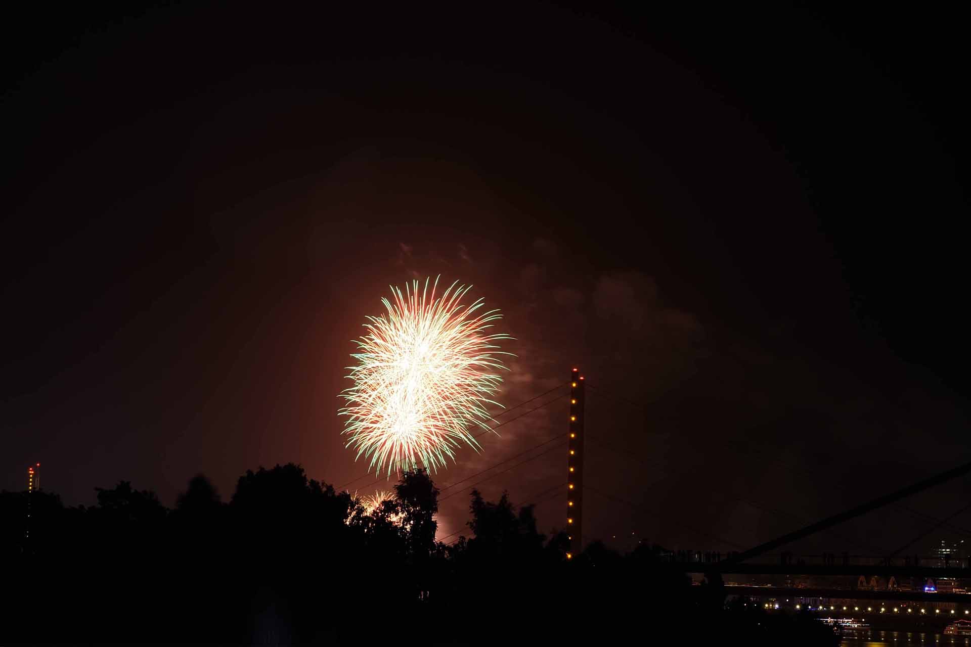Feuerwerk Rheinkirmes 55