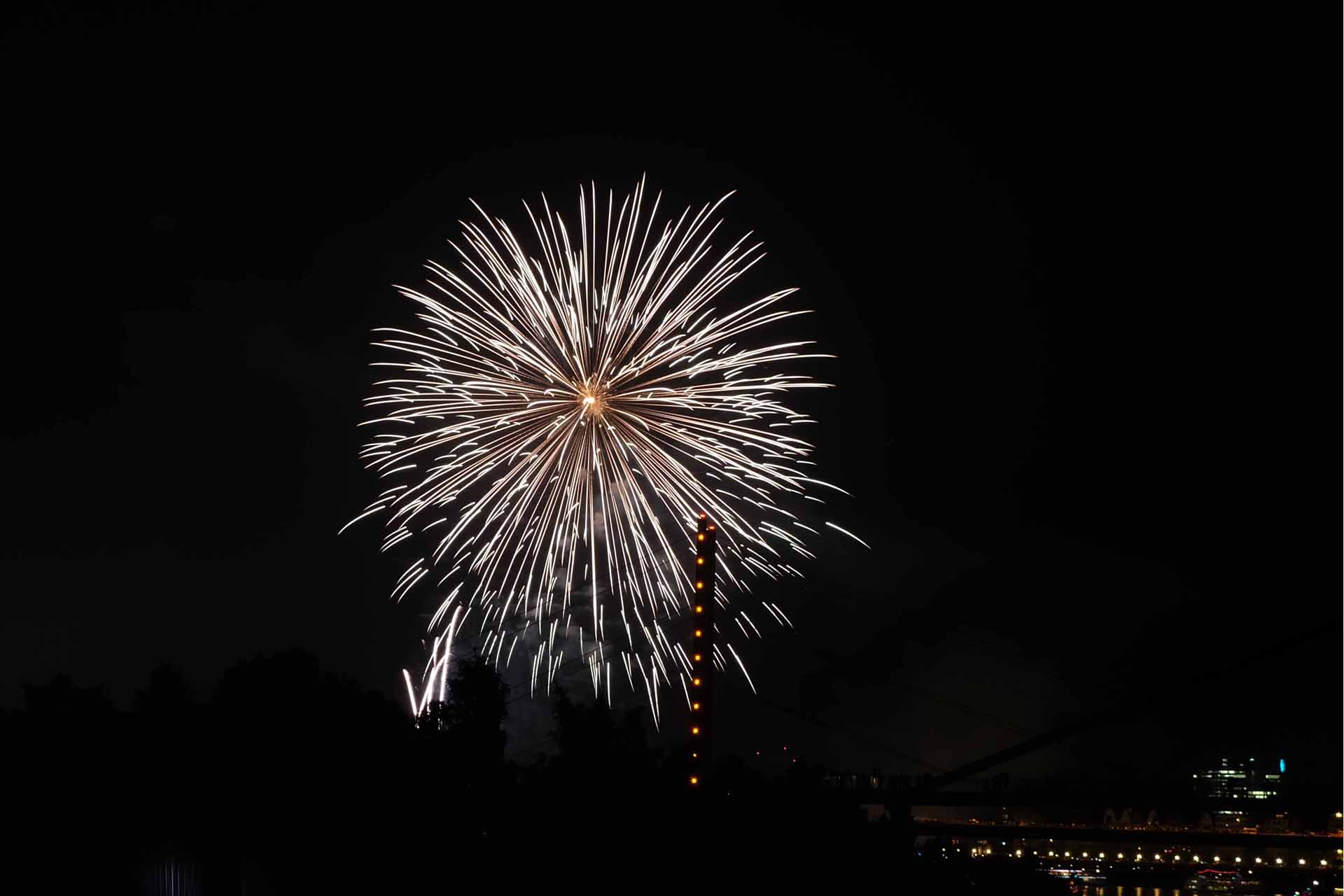 Feuerwerk Rheinkirmes 8